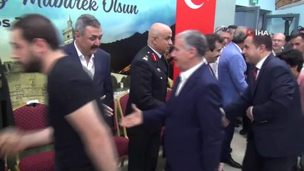 Diyarbakır protokolü halkla bayramlaştı