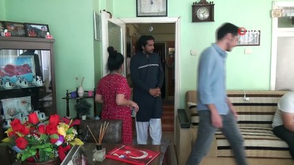 Öğrencilerden şehit babasına bayram ziyareti