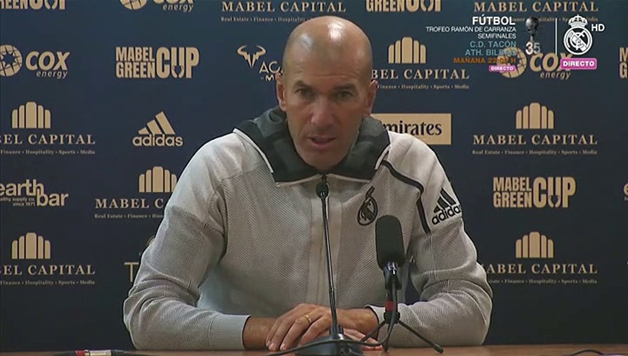 Zidane: "Tenemos esta plantilla y vamos a jugar así La Liga, punto y final"