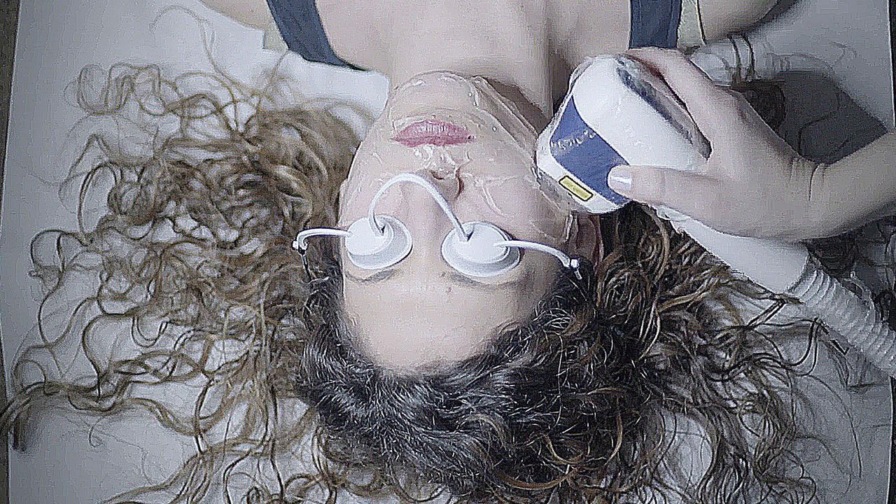 Normal - Trailer (Deutsch) HD