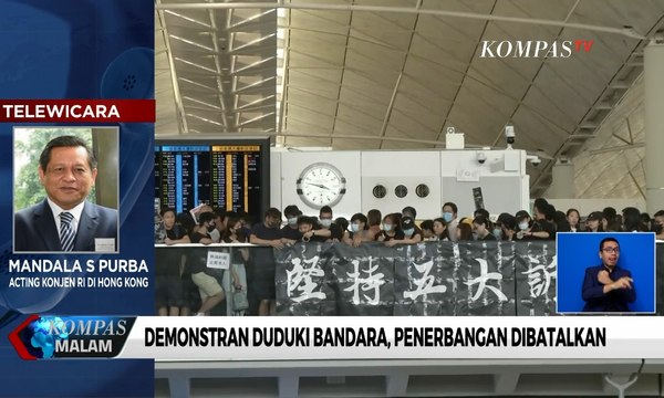 Demonstran Duduki Bandara Internasioal Hong Kong, Penerbangan Dibatalkan