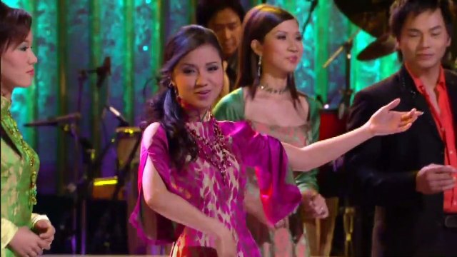 Video - ĐOÀN NGƯỜI LỮ THỨ (Thế Sơn - Trần Thái Hòa - Lương Tùng Quang - Dương Triệu Vũ - Trịnh Lam - Huy Tâm - Tâm Đoan - Hương Thủy - Ngọc Liên - Ngọc Loan - Quỳnh Vi - Hương Giang)