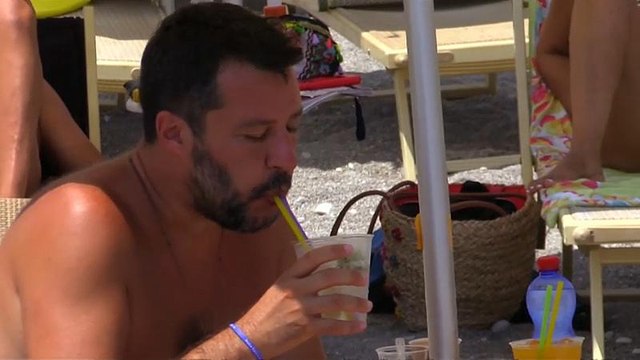 Salvini: dal caos alle elezioni per aggiudicarsi l'Italia