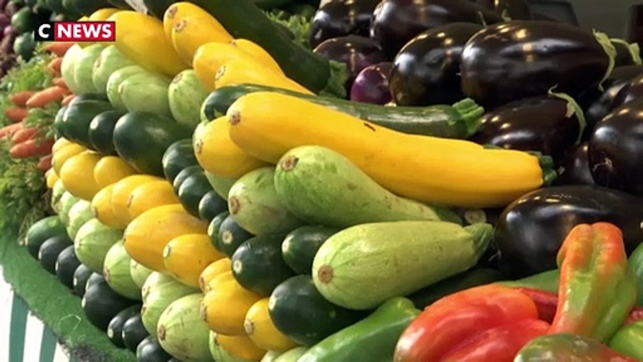 Fruits et légumes : pourquoi leurs prix s'envolent ?