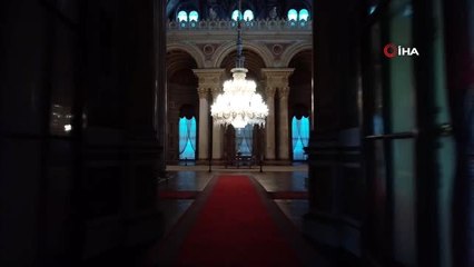 Osmanlı İmparatorluğu'nun bayramlaşma salonu 163 yıldır görenleri hayran bırakıyor