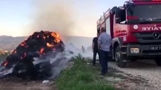 KARABÜK'TE SAMAN BALYALARI ALEV ALEV YANDI