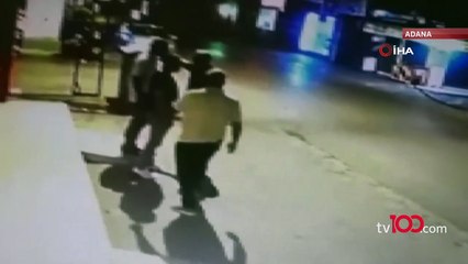 Tartışan iki kişiyi önce uyardı sonra vurdu!