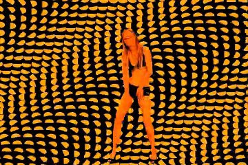 MVGEN: Darth Travis : Prodigy - Smack My 8Bitch Up