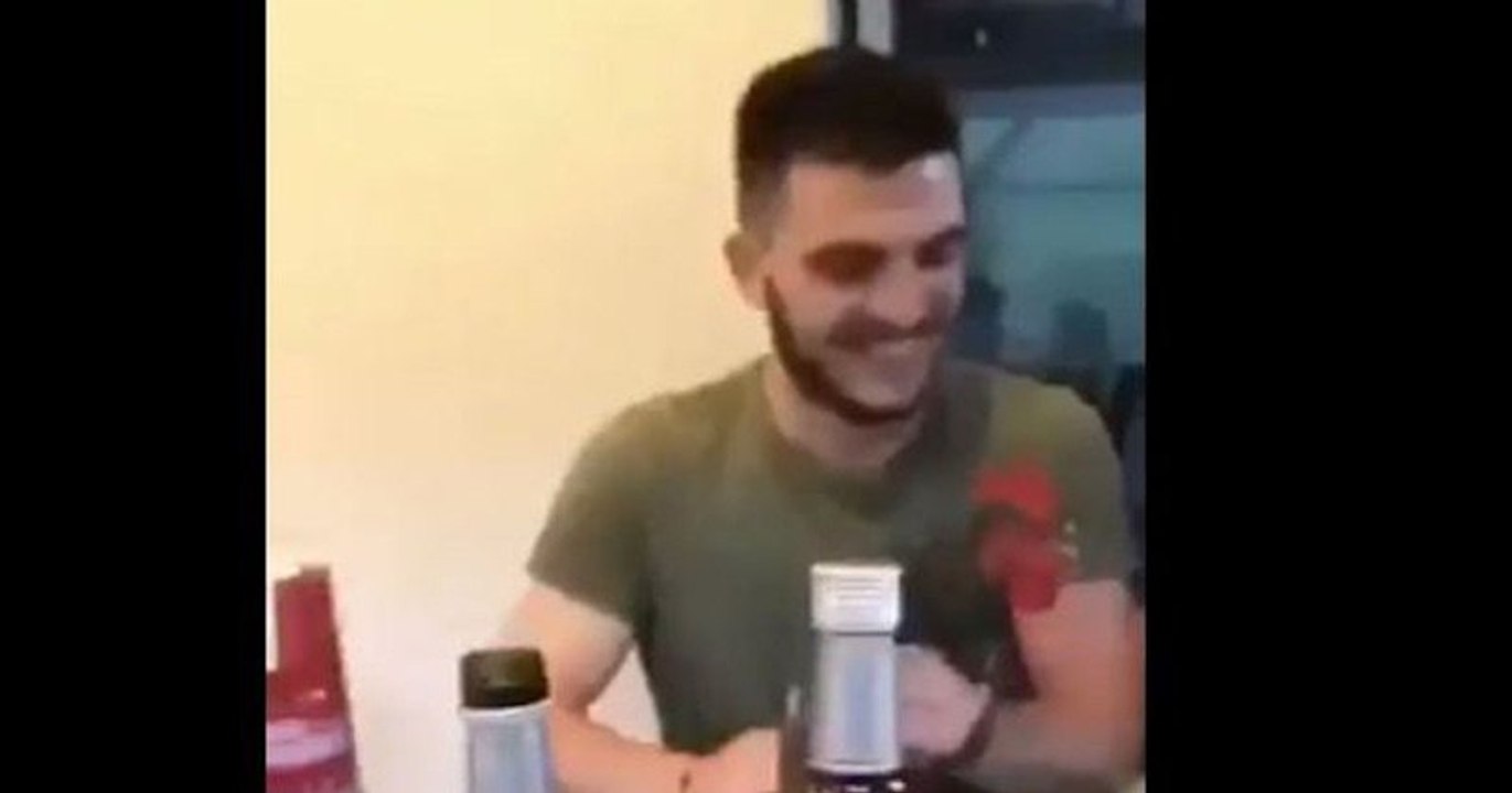 Une vidéo, montrant un champion de pelote basque en train de décapiter un coq avec ses dents, suscite l'indignation