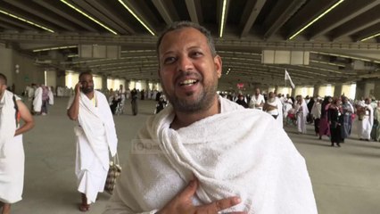 Godasin djallin me gurë, 2.5 milionë muslimanë në Mekë në pelegrinazhin e Haxhit