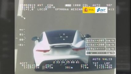 A más de 200 km/h por la autopista