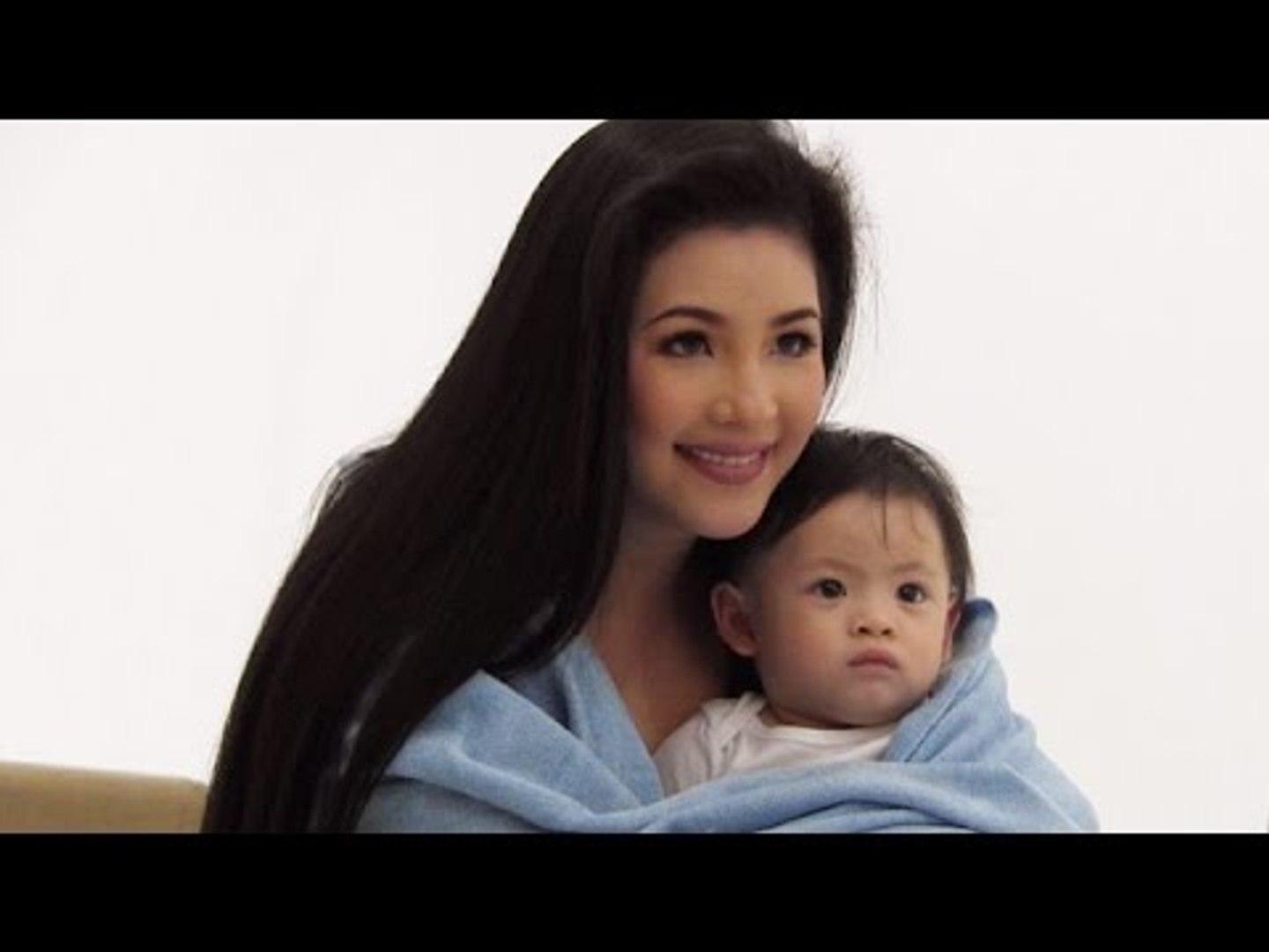 Behind the Scenes with Regine Velasquez, our September 2012 Cover Mom