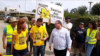 Portrait de Macron décroché : Bruce et Mathilde écopent d'un rappel à la loi