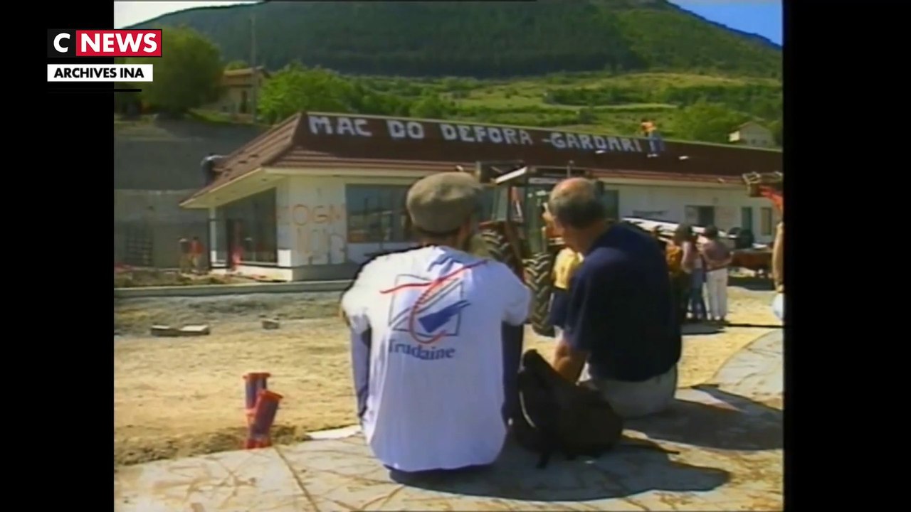 Vingt ans après le démontage du McDo, Millau se rappelle