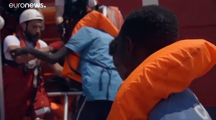 Ocean Viking: пассажиров все больше, решения нет