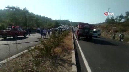 Köyceğiz'de seyir halindeki otomobil yandı