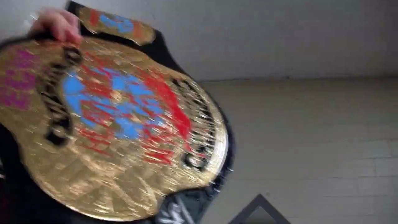 Bar Wrestling 41 And Out Come the Wolves 001