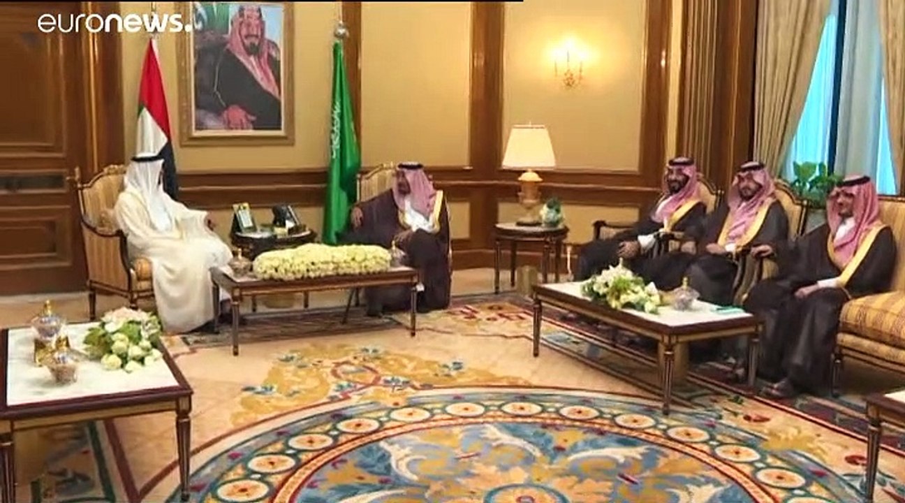 شاهد: محمد بن زايد في ضيافة العاهل السعودي وولي عهده