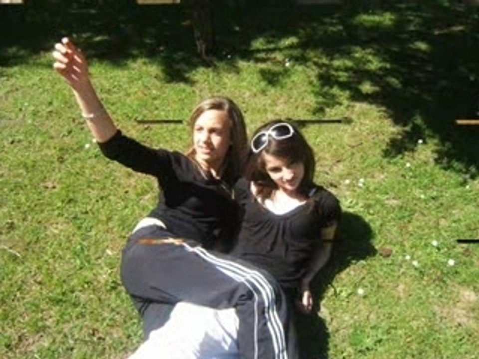 Nous 4 Lovee l