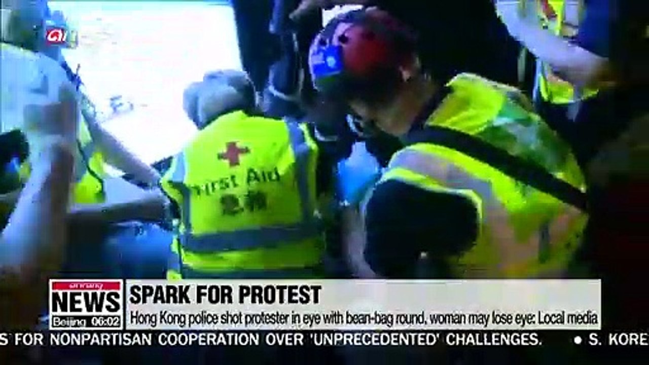 Violent police takedown bring shutdown of Hong Kong Int'l Airport