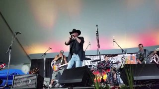 Compilation de Jay's Hat au festival de Wendover en Ontario en 2017