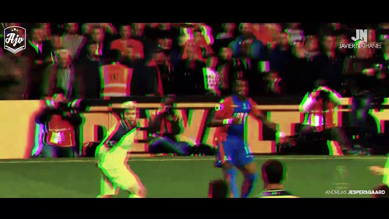 Wilfried Zaha - Ankle Breaking Skills and Tricks
