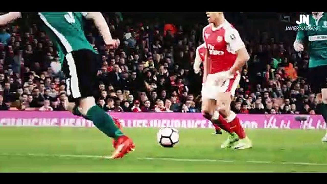 Alexis Sanchez - Sublime Dribbling Skills & Goa...