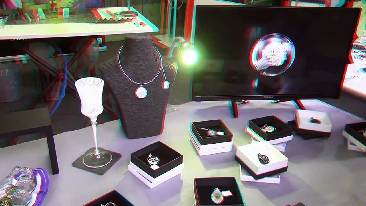 Frédéric DEMOISSON, Maître Verrier, Musée du Verre d'Argonne, Les Islettes (Meuse), 28/7/2019.