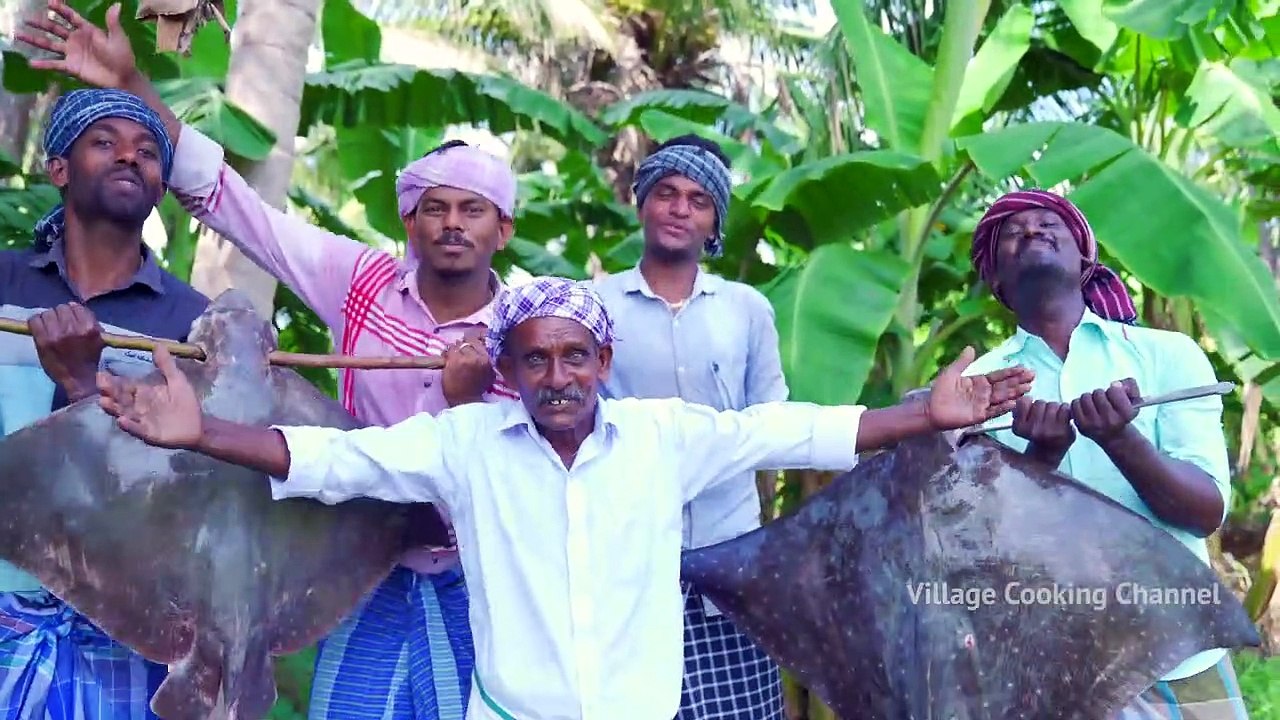 GIANT STINGRAY Fish Cooking - Monster SeaFood Stingray Fish Cutting and Cooking