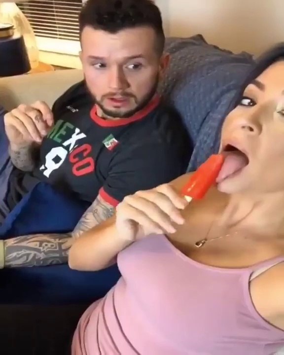When your girlfriend loves to eat