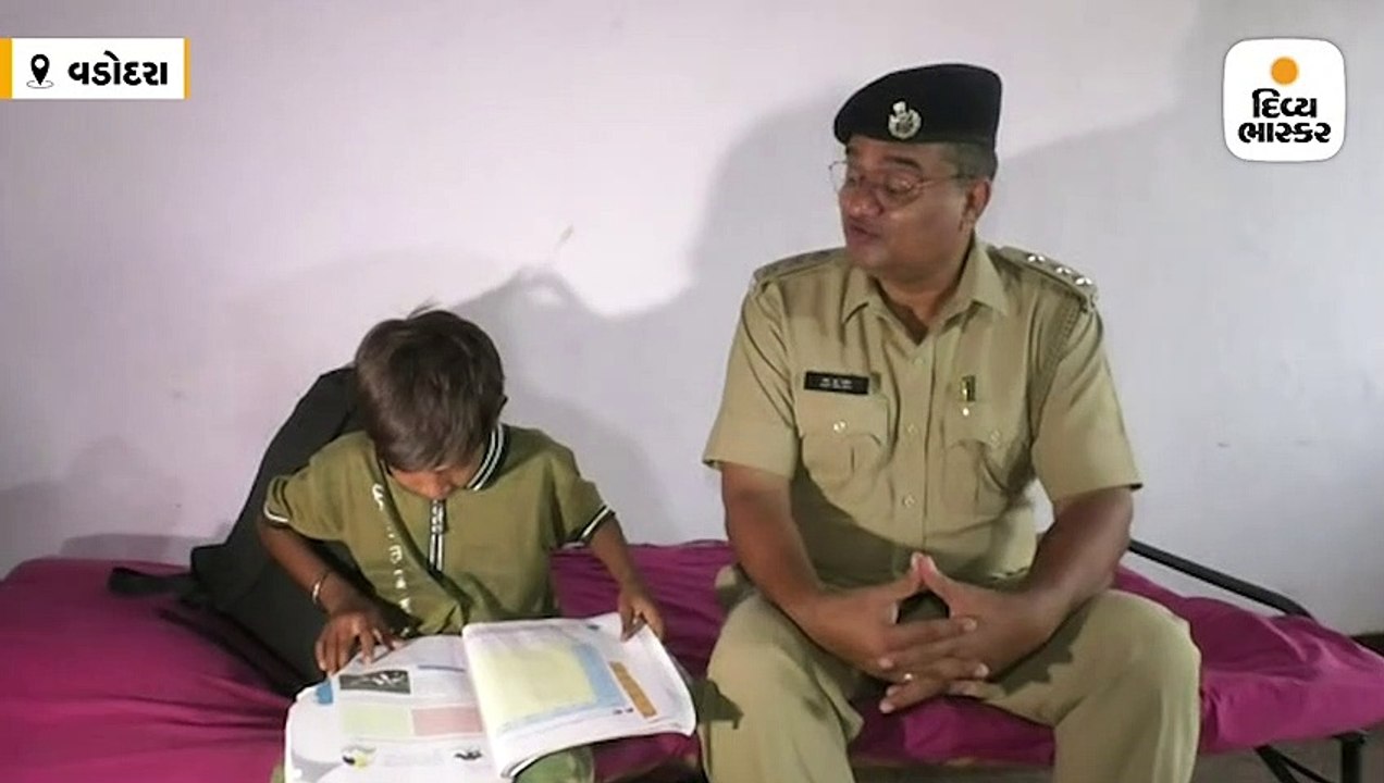 વડોદરા: પિતાની ધરપકડ બાદ સગાઓએ હાથ અદ્ધર કર્યાં...
