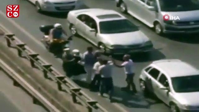 E-5 karayolunda tekme ve tokatlı kavga kamerada