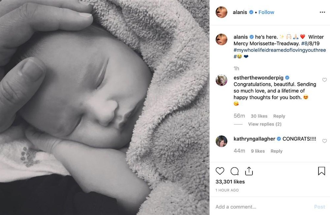 Alanis Morissette bringt Baby zur Welt