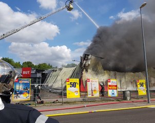 Un incendie ravage le magasin But de Bar-le-Duc