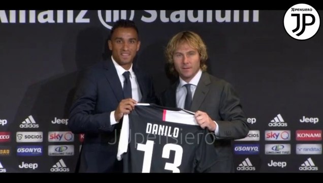 Conferenza Stampa DANILO di Presentazione alla JUVENTUS: Alex Sandro e Cristiano Ronaldo importanti per la mia scelta, a CR7 ho detto che avevo chiesto il n° 7... Lui mi ha detto che è felicissimo alla Juve..., Sarri mi ha chiesto... - 13.08.2019