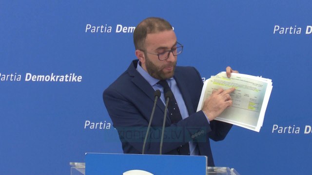 PD: Rama hesht edhe pse e di se Pjetri është i dënuar - News, Lajme - Vizion Plus