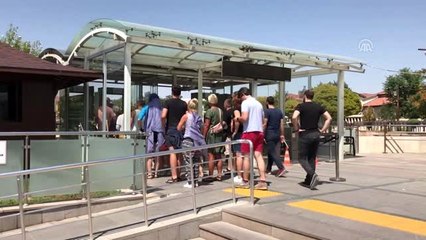 Mevlana Müzesi'nde bayram yoğunluğu