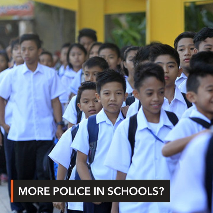 Año: Communism should be illegal