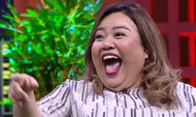 Curahan Hati Rigen di Dalam Kotak Telepon - KATA KITA