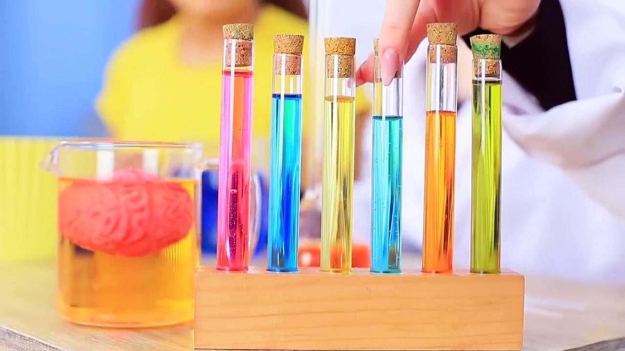 6 TRUQUES E DIY DE SABONETES SATISFATÓRIOS SABONETE QUE PARECE MAQUIAGEM!