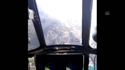 Fethiye Kelebek Vadisi yolundaki ormanlık alanda yangın