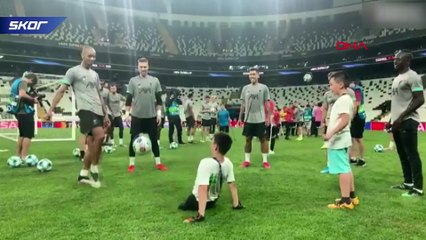 Ampute çocuklar Liverpool antrenmanına katıldı