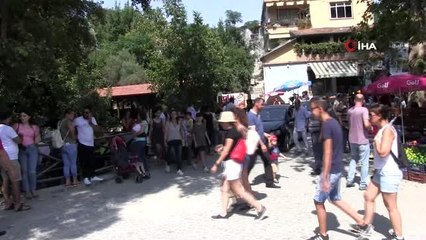 'Musa Ağacı'na bayram tatilinde akın ettiler