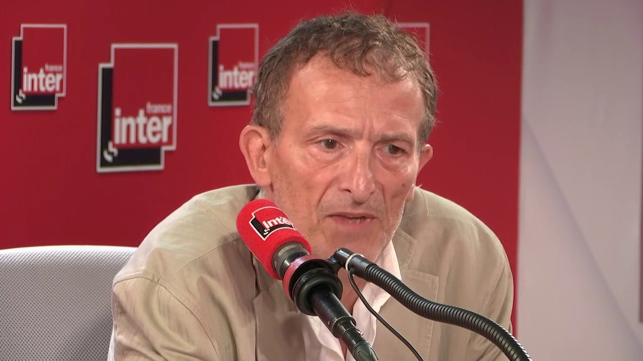 L'économiste Gilbert Cette sur les plateformes ayant recours à des travailleurs indépendants : "Il reste beaucoup de choses à faire pour que éviter que ces travailleurs indépendants ne continuent pas à rester dans une situation déséquilibrée"