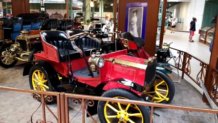 Le concept-car E-Legend exposé au musée de l'Aventure Peugeot à Sochaux