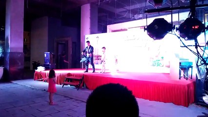 biểu diễn ảo thuật phục vụ chương trình trung thu . LH 0961256868