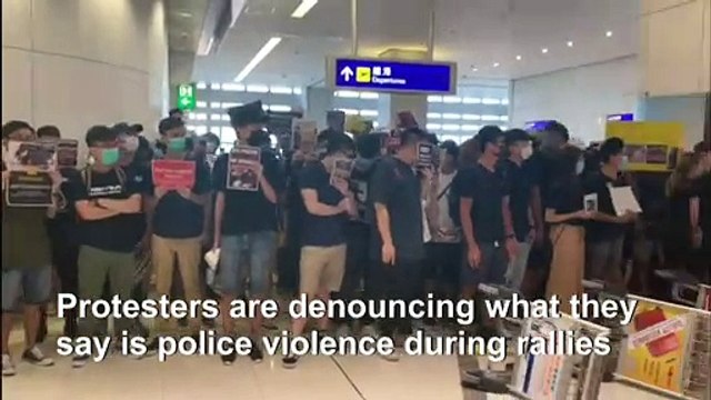 Protesters trigger second day of Hong Kong airport chaos