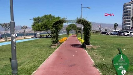 İzmir'de caddeler boşaldı, Kent Ormanı ise dolup taştı