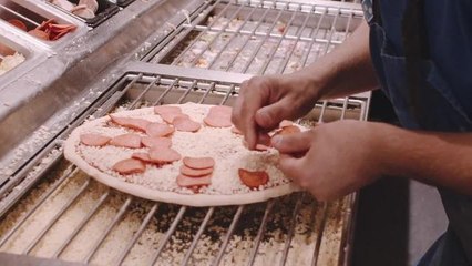 Domino's Fastest Pizza Maker