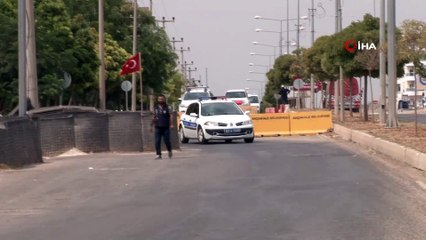 Descargar video: Türk askeri yetkililer ABD’li heyetle görüşmek için Akçakale’de